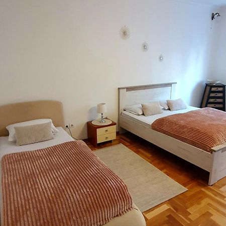 City Center Apartment SJJ Buitenkant foto